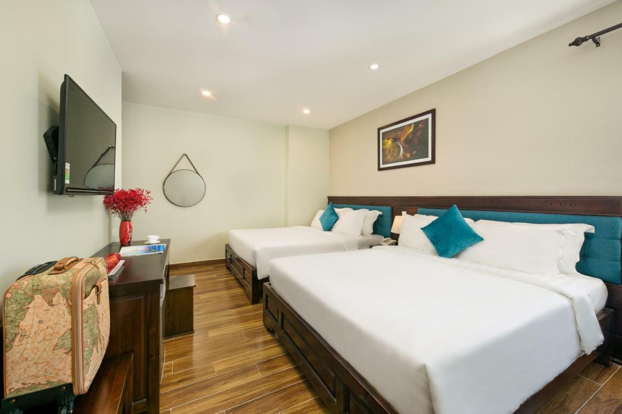 Celina Hotel & Apartment Da Nang Bagian luar foto