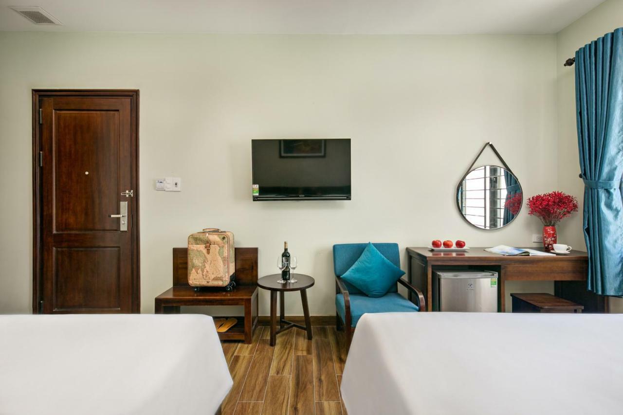 Celina Hotel & Apartment Da Nang Bagian luar foto