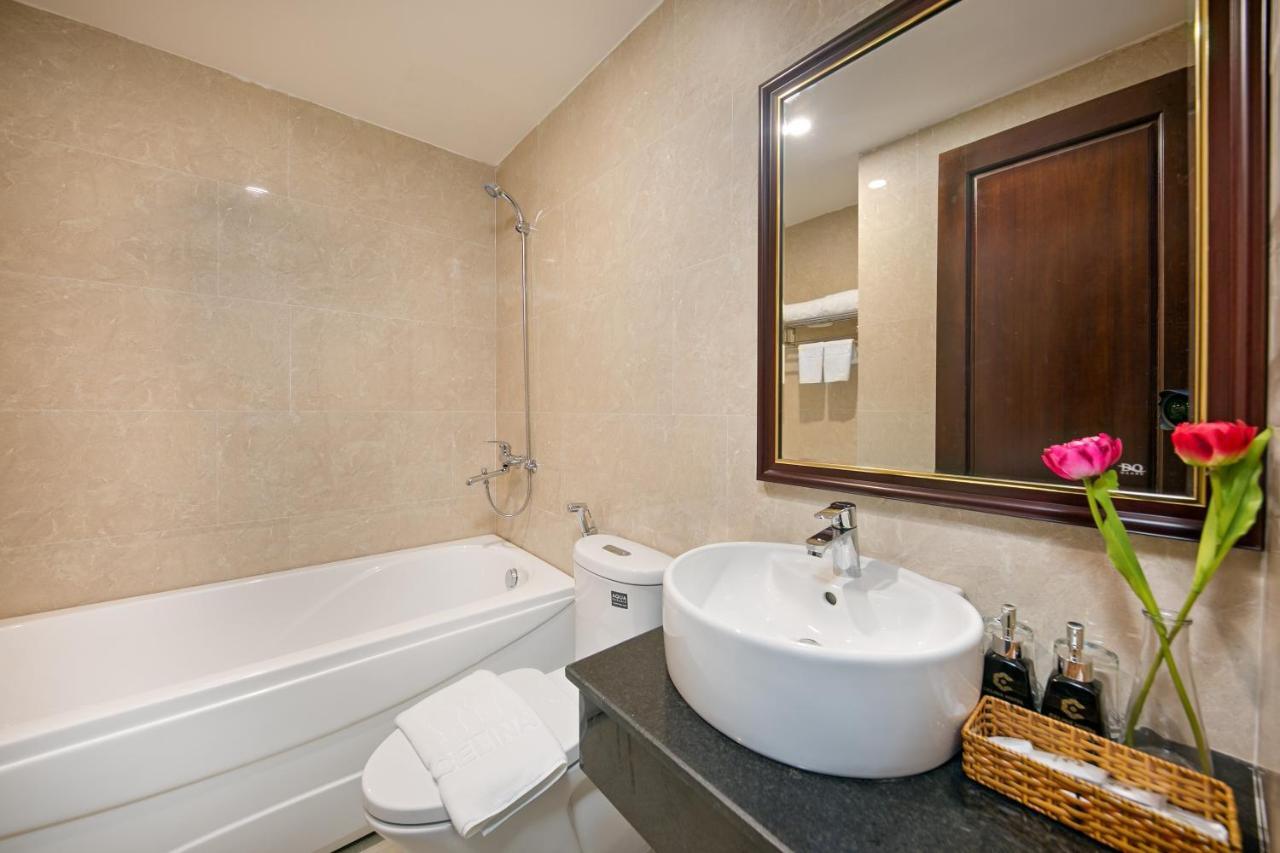 Celina Hotel & Apartment Da Nang Bagian luar foto