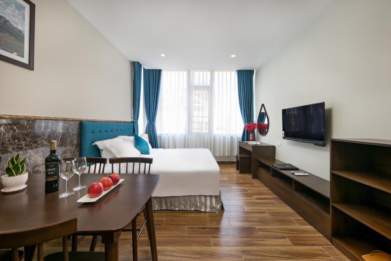 Celina Hotel & Apartment Da Nang Bagian luar foto